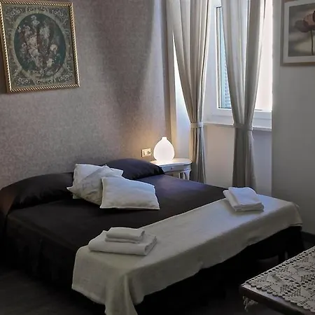 Casa Vicenza 3* Róma